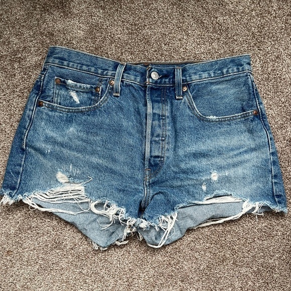 LEVIS  short 501 size W30 - Picture 1 of 10